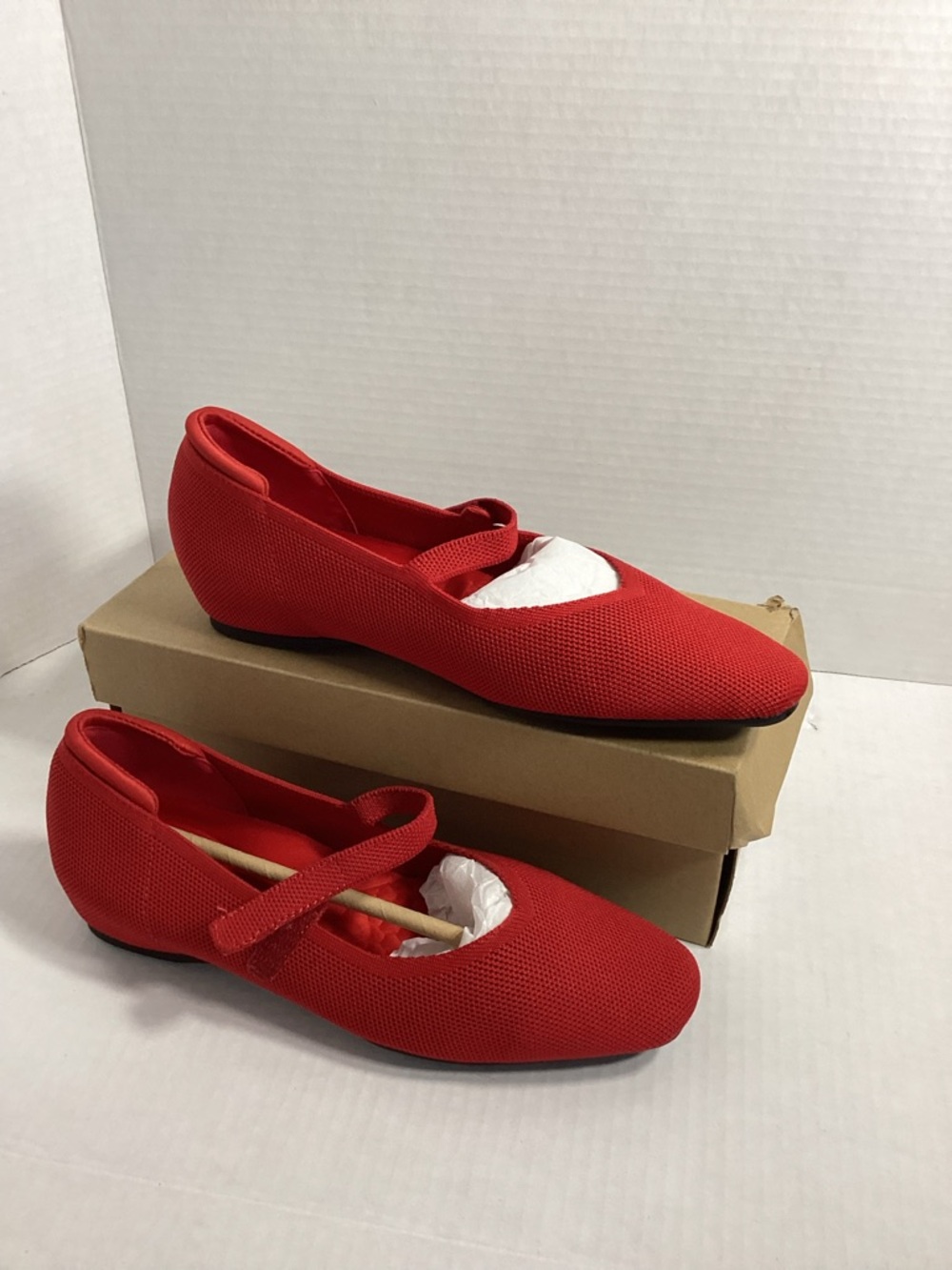 NWT Women's Red Mary Jane Flats with Comfortable Strap so 7:5 - Picture 2 of 6